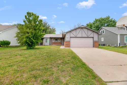 6707 E Pepperwood Ct, Wichita, KS, 67226 | Card Image