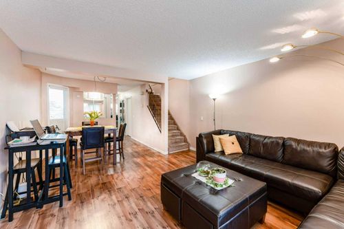 6640 Temple Dr Ne, Calgary, AB, T1Y5V6 | Card Image