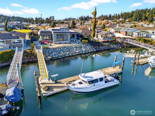 1911 Bay Pl, Anacortes, WA, 98221-2923 | Card Image