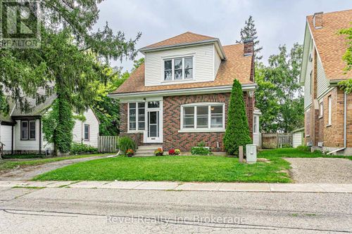 95 Concession Street, Ingersoll (Ingersoll - South), ON, N5C1E9 | Card Image