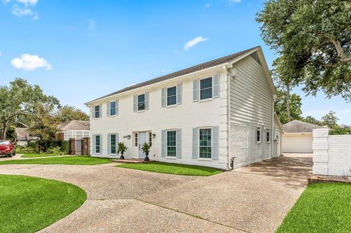 2606 Fairway Dr, Sugar Land, TX, 77478-4017 | Card Image