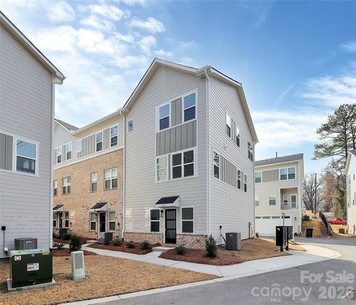 3820 Odom Way, Charlotte, NC, 28208-4963 | Card Image