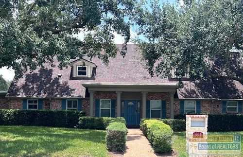 601 Palm Valley Dr E, Harlingen, TX, 78552-9026 | Card Image