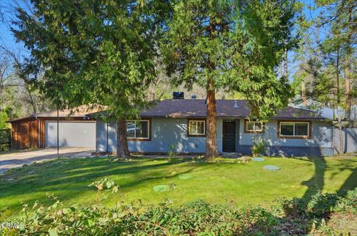 51375 Dorstan Dr, Oakhurst, CA, 93644-8638 | Card Image