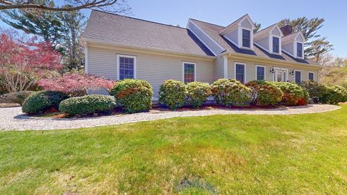 20 Finway, Mashpee, MA, 02649 | Card Image