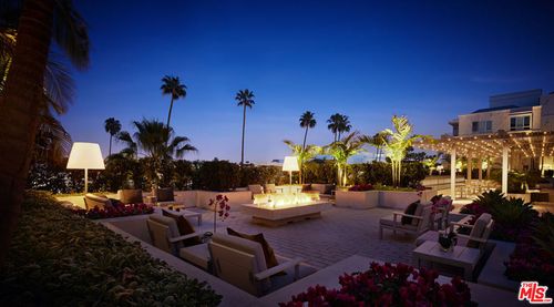 1brph-155 N Crescent Dr, Beverly Hills, CA, 90210-5409 | Card Image