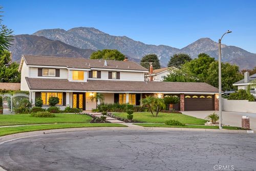 785 W Dalton, Upland, CA, 91784 | Card Image