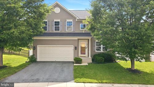 2113 Infantry Dr, FREDERICK, MD, 21702-6804 | Card Image