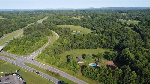4285 W Pine St, Mount Airy, NC, 27030-9006 | Card Image