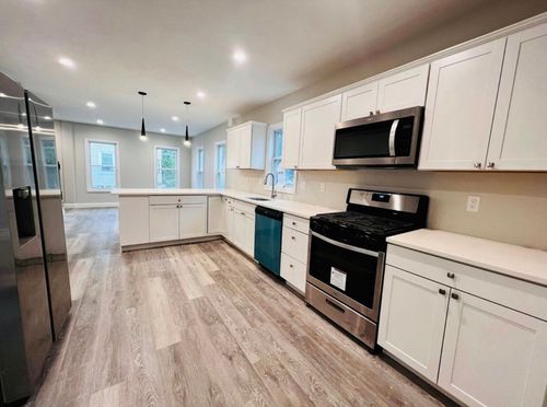 26-26 Crescent St, Quincy, MA, 02169 | Card Image