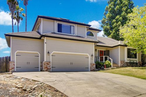 3134 Woodleigh Ln, Cameron Park, CA, 95682-8128 | Card Image