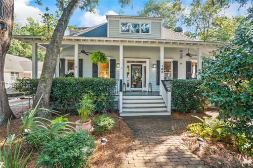 105 Bartram Dr, Beaufort, SC, 29902-5700 | Card Image