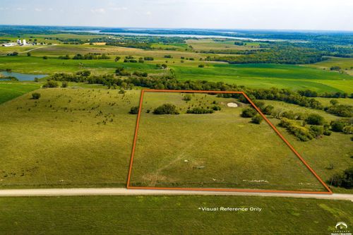 1200b E 100th Rd, Berryton, KS, 66409-9011 | Card Image