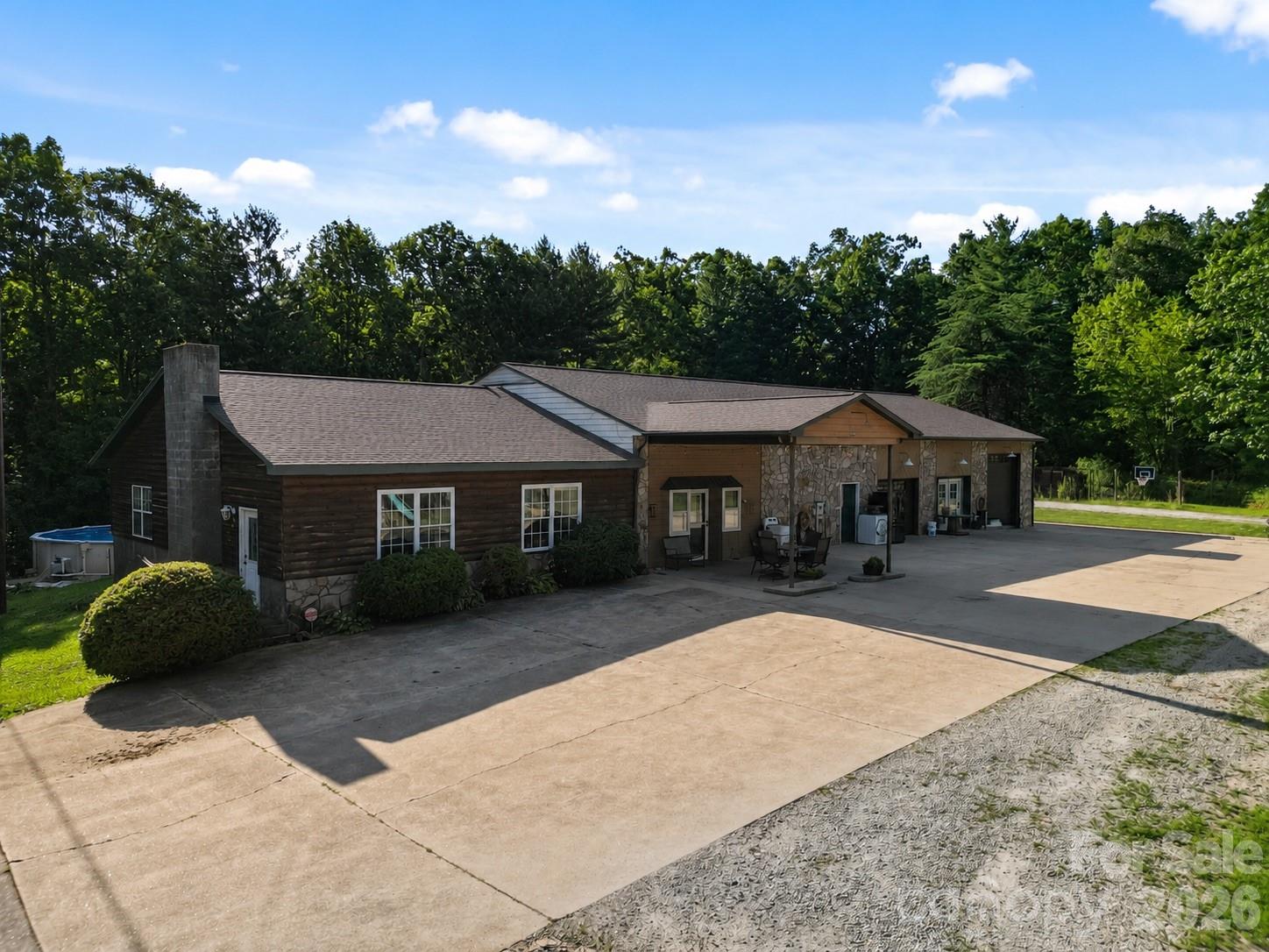 Residential in Lenoir