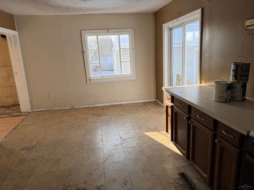 410 S Mercer St, Pinconning, MI, 48650-9614 | Card Image