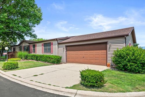 116 Cardinal Ln, Sandwich, IL, 60548-9578 | Card Image