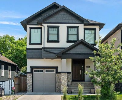 724 14 A St Se, House detached with 4 bedrooms, 3 bathrooms and 1 parking in Calgary AB | Image 1