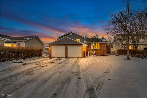 36001 Freed Ct, Eastlake, OH, 44095-2325 | Card Image