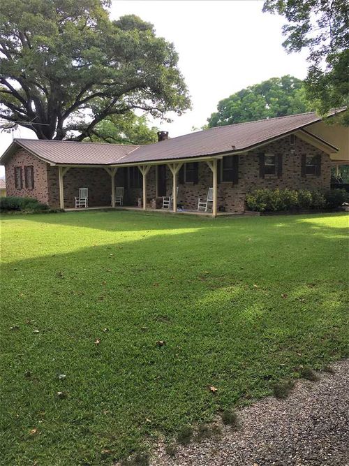 20 Butler Ln, Collins, MS, 39428-6380 | Card Image