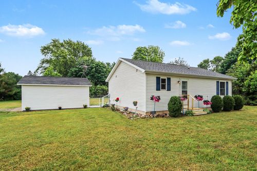 378 E Woodland Street, Marcellus Village, MI, 49067 | Card Image
