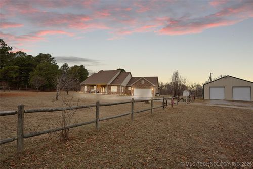 9020 S 446 Road, Locust Grove, OK, 74352 | Card Image