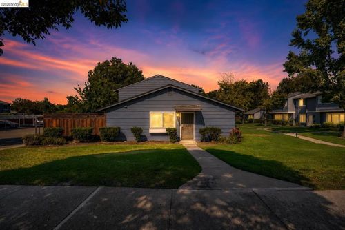 1651 Monterey Dr, Livermore, CA, 94551 | Card Image