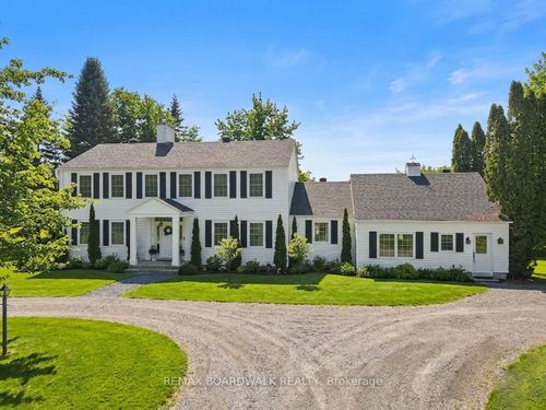 1530 Royal Orchard Dr, Cumberland, ON, K4C1A9 | Card Image