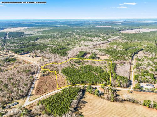 17 Acres On Hillard Road, New Bern, NC, 28562 | Card Image