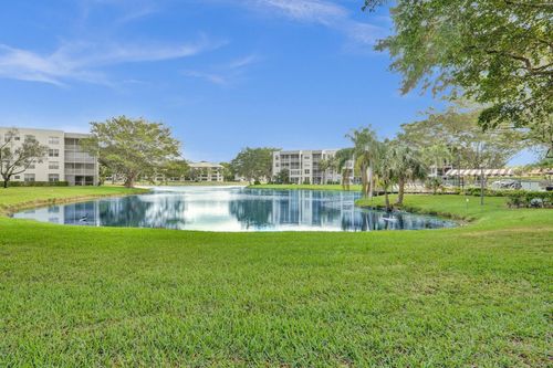 apt-209-9340 Lagoon Pl, Davie, FL, 33324-6748 | Card Image