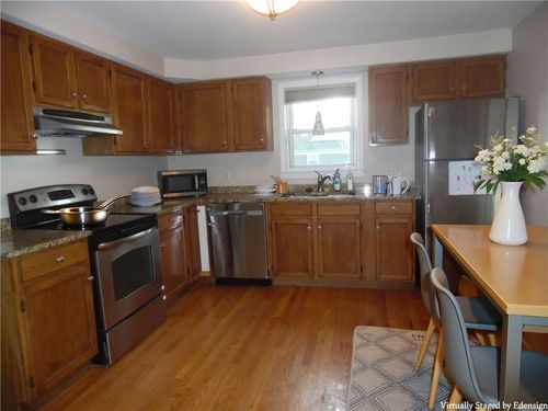 5 Saint Theresa Ave, Bristol, RI, 02809-4614 | Card Image