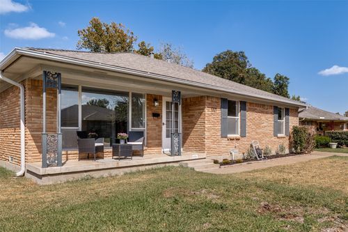 1321 Lexington Dr, Garland, TX, 75041-5002 | Card Image