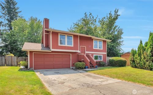 32007 Palace Ct, Carnation, WA, 98014-5041 | Card Image