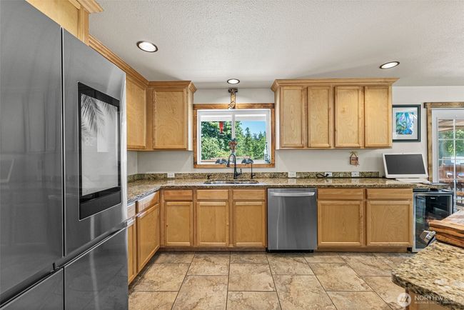 20311 Orting Kapowsin Hwy E, House other with 3 bedrooms, 3 bathrooms and 3 parking in Graham WA | Image 6