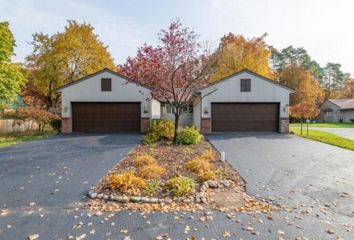 801 Highbanks Dr, Allegan, MI, 49010-1695 | Card Image