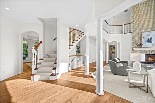 1096 Reddington Dr, Aurora, IL, 60502-9473 | Card Image