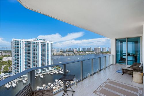 2001-17111 Biscayne Blvd, Aventura, FL, 33160-5180 | Card Image