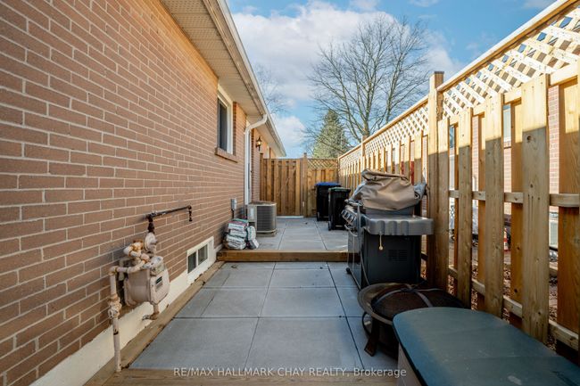 28 Brown St, House attached with 4 bedrooms, 2 bathrooms and 3 parking in Tottenham ON | Image 36