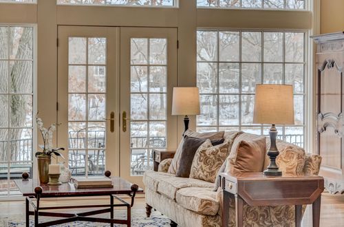 7 Bent Tree Ct, North Oaks, MN, 55127-6435 | Card Image