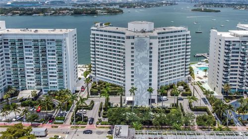 322-1100 West Ave, Miami Beach, FL, 33139-4749 | Card Image