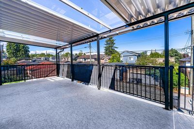 8522 Shaughnessy St, Home with 4 bedrooms, 3 bathrooms and 2 parking in Vancouver BC | Image 3