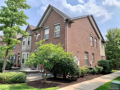 40971 Maplewood Dr, Canton, MI, 48187-3983 | Card Image