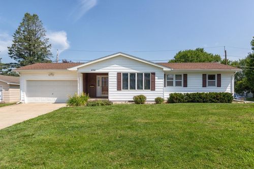 406 Meadowbrook Ln, Waterloo, IA, 50701-3857 | Card Image