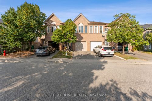 108 Goldenlight Cir, Brampton, ON, L6X4N6 | Card Image