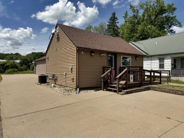 910 S Central Ave, Marshfield, WI 54449