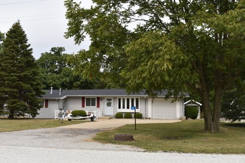 116 Cayuga Ln, Loda, IL, 60948-9687 | Card Image