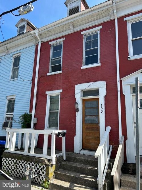 450 Walnut St, YORK, PA, 17403-1325 | Card Image