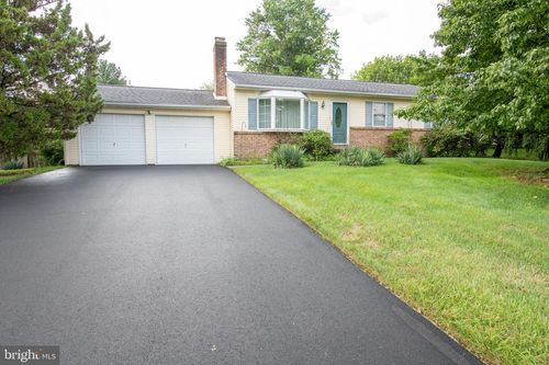 2735 Centennial Rd, HATBORO, PA, 19040-2542 | Card Image