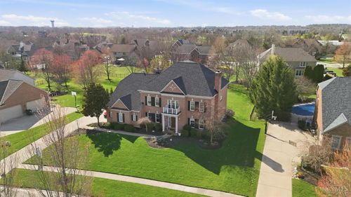 4065 Village Ridge Dr, Mason, OH, 45040-5672 | Card Image