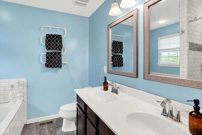10306 Mcclain Dr, House other with 3 bedrooms, 4 bathrooms and null parking in Brownsburg IN | Image 17