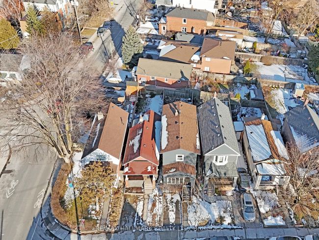 9 Newman Ave, House other with 4 bedrooms, 2 bathrooms and 1 parking in East York ON | Image 36